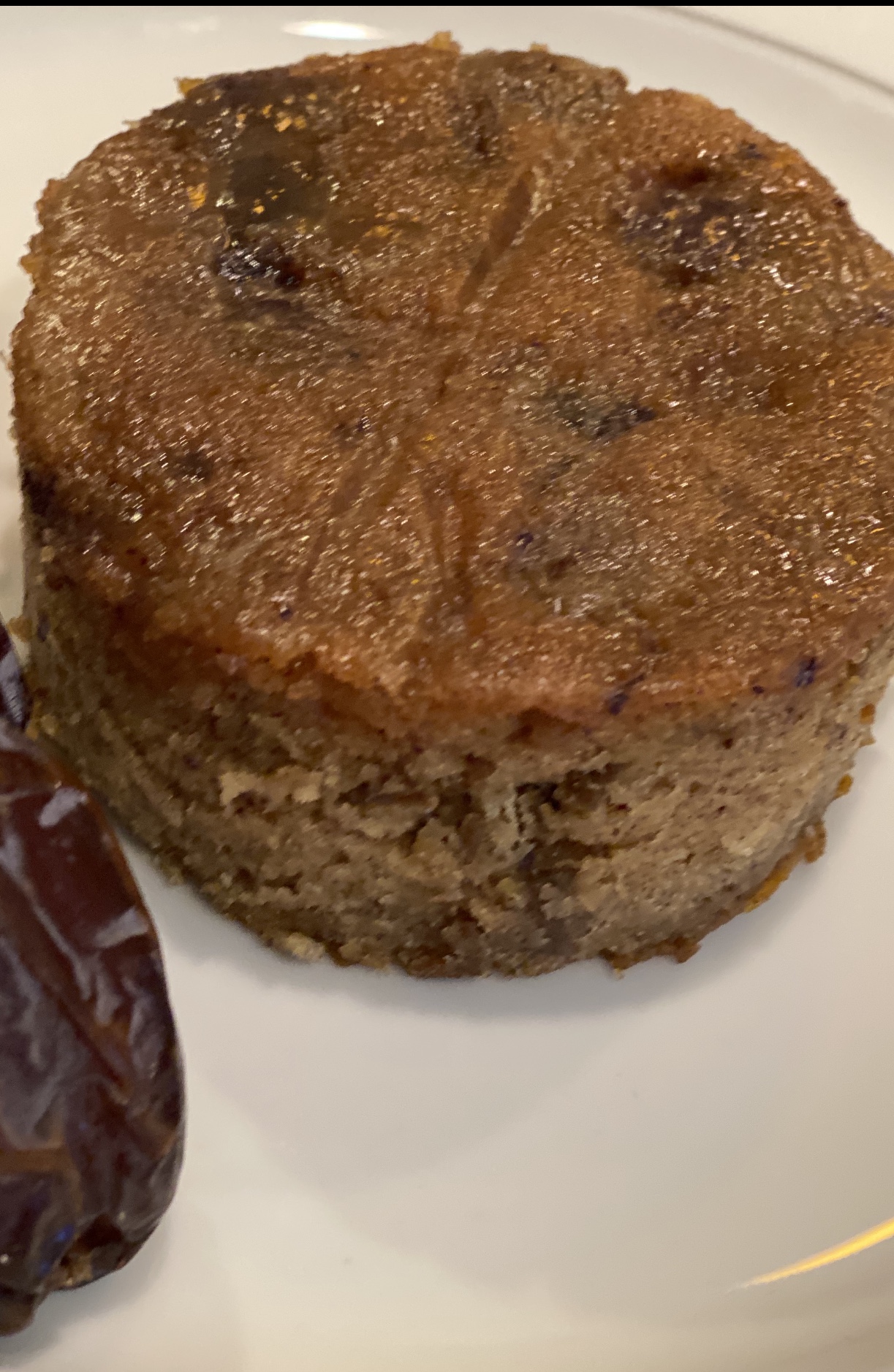 Date Temptation Cake